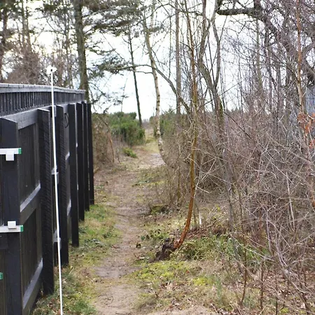 Hus Med 3 Soveværelser Og Strandpromenade I Knebel Feriehus Knebel